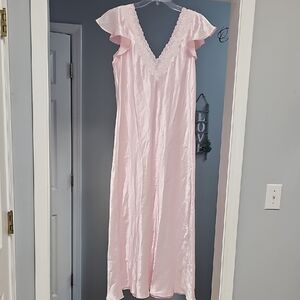 Oscar de la Renta Pink Satin Chemise with Lace